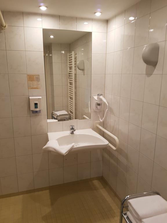 Hotel Restaurant Anders Schwarzenbruck Bagian luar foto