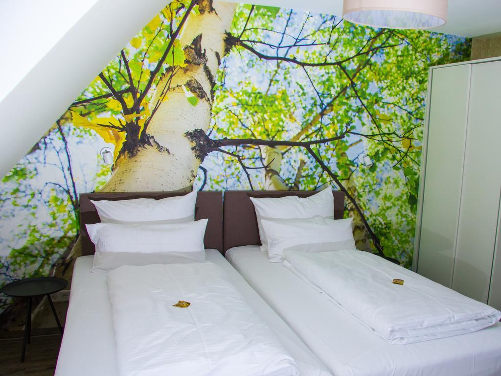 Hotel Restaurant Anders Schwarzenbruck Bagian luar foto